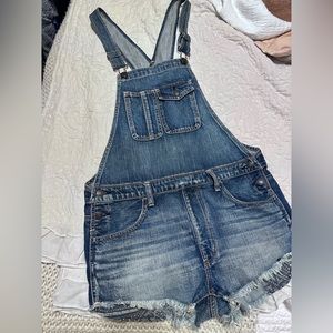 American Eagle Short Overalls size M